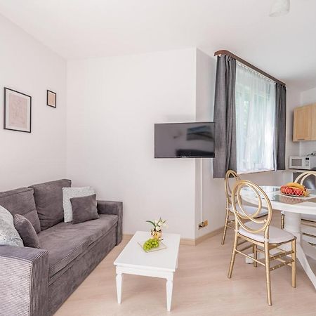 Apartament Z Balkonem Lazur 250M Od Morza Kołobrzeg Eksteriør bilde